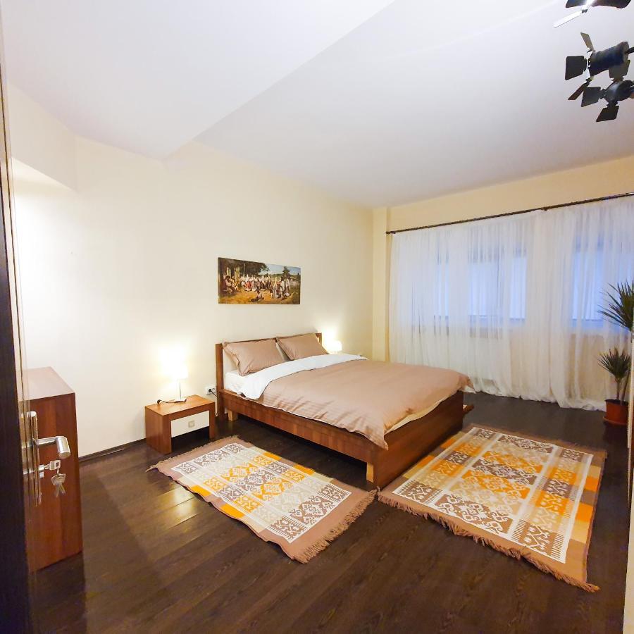 Dacia Apartament Bucureşti