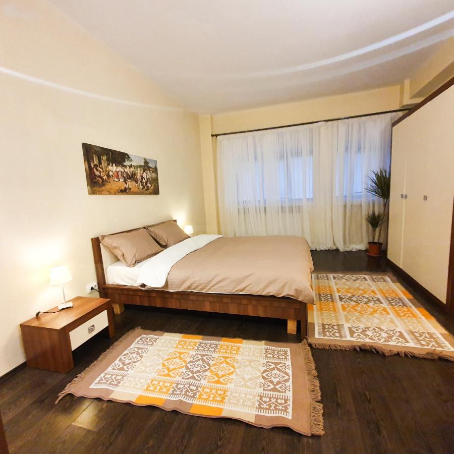Apartament Dacia *